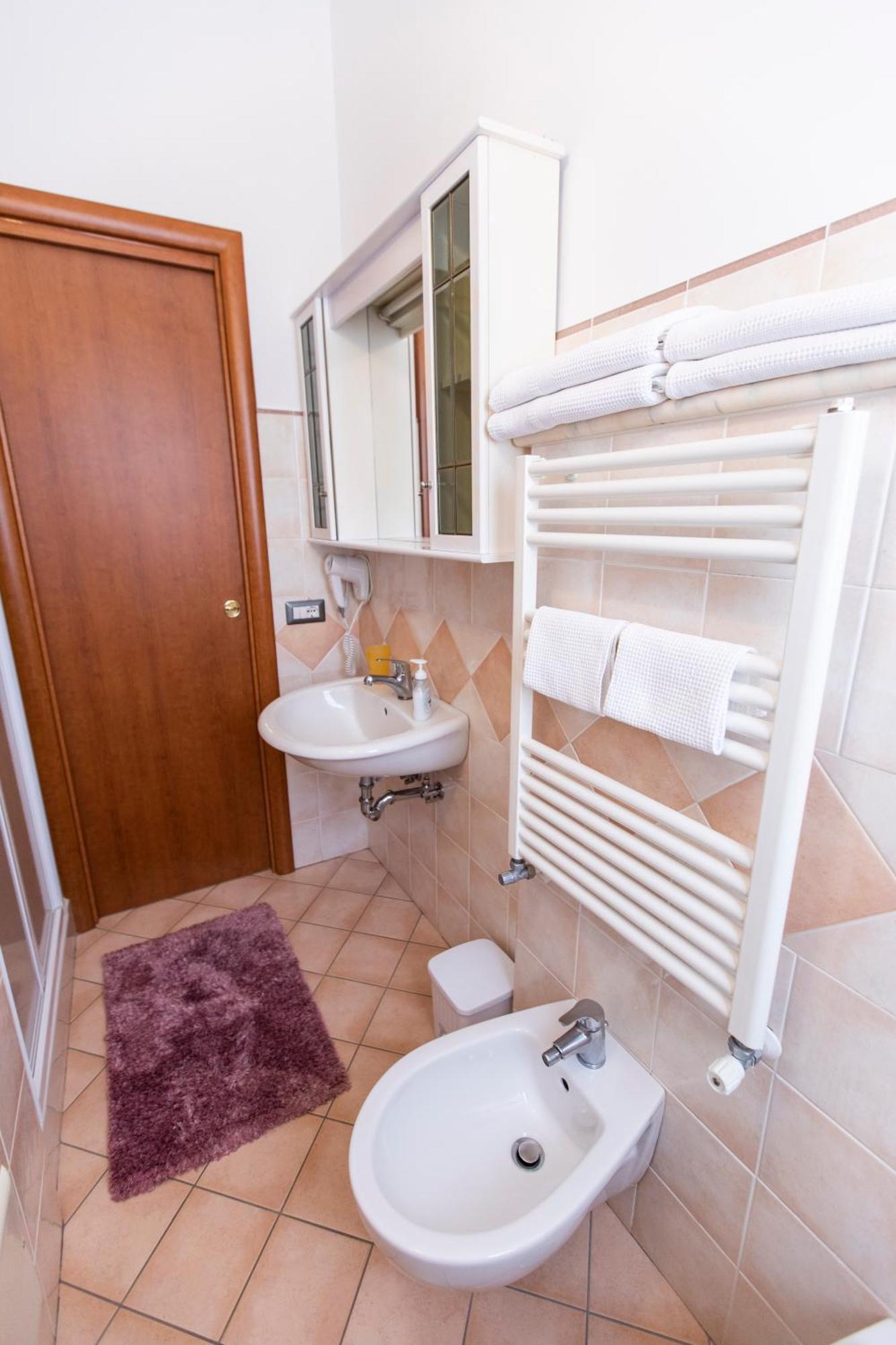 Sant'Anna Bed & Breakfast Аджерола Екстер'єр фото