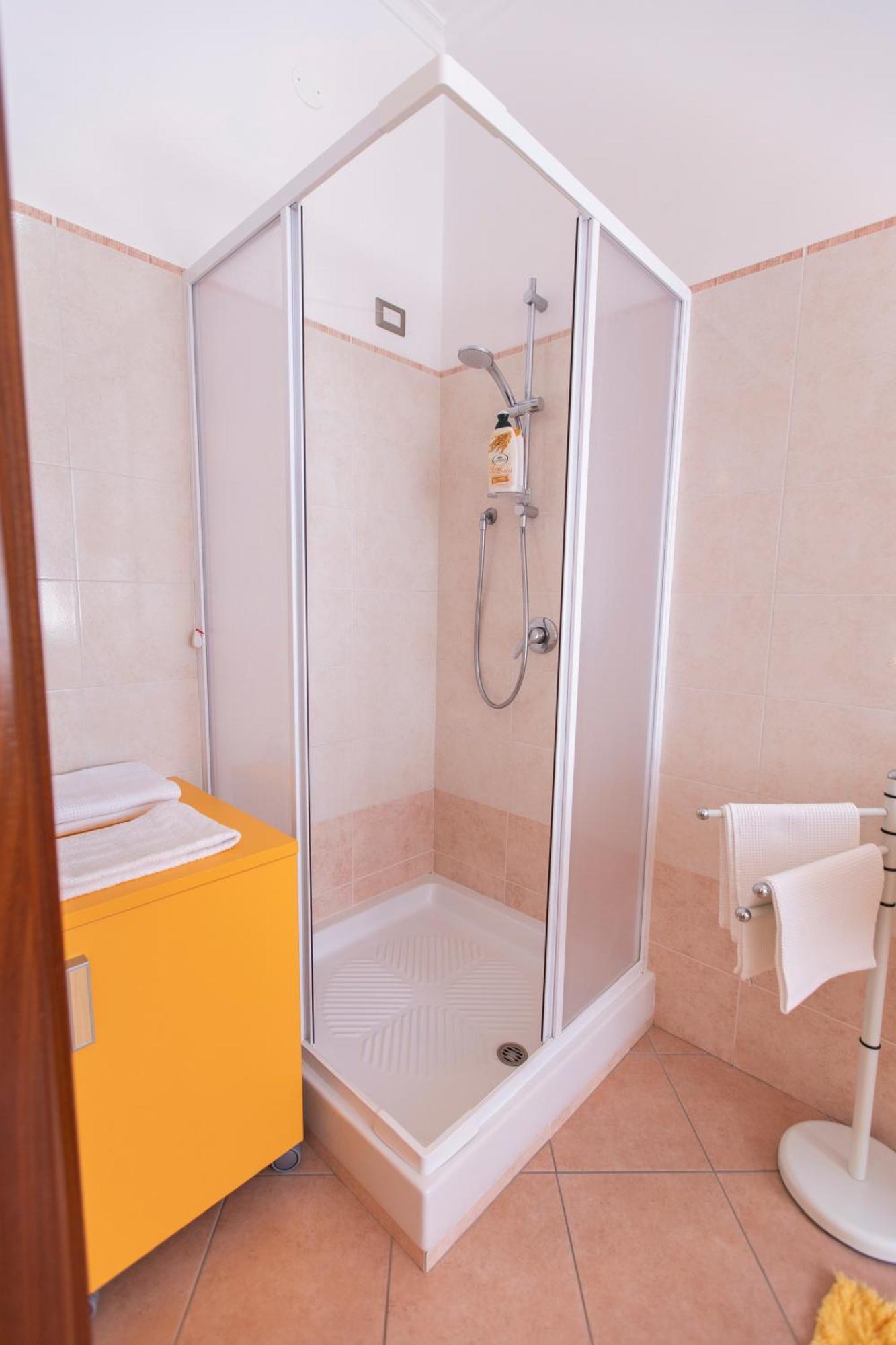 Sant'Anna Bed & Breakfast Аджерола Екстер'єр фото