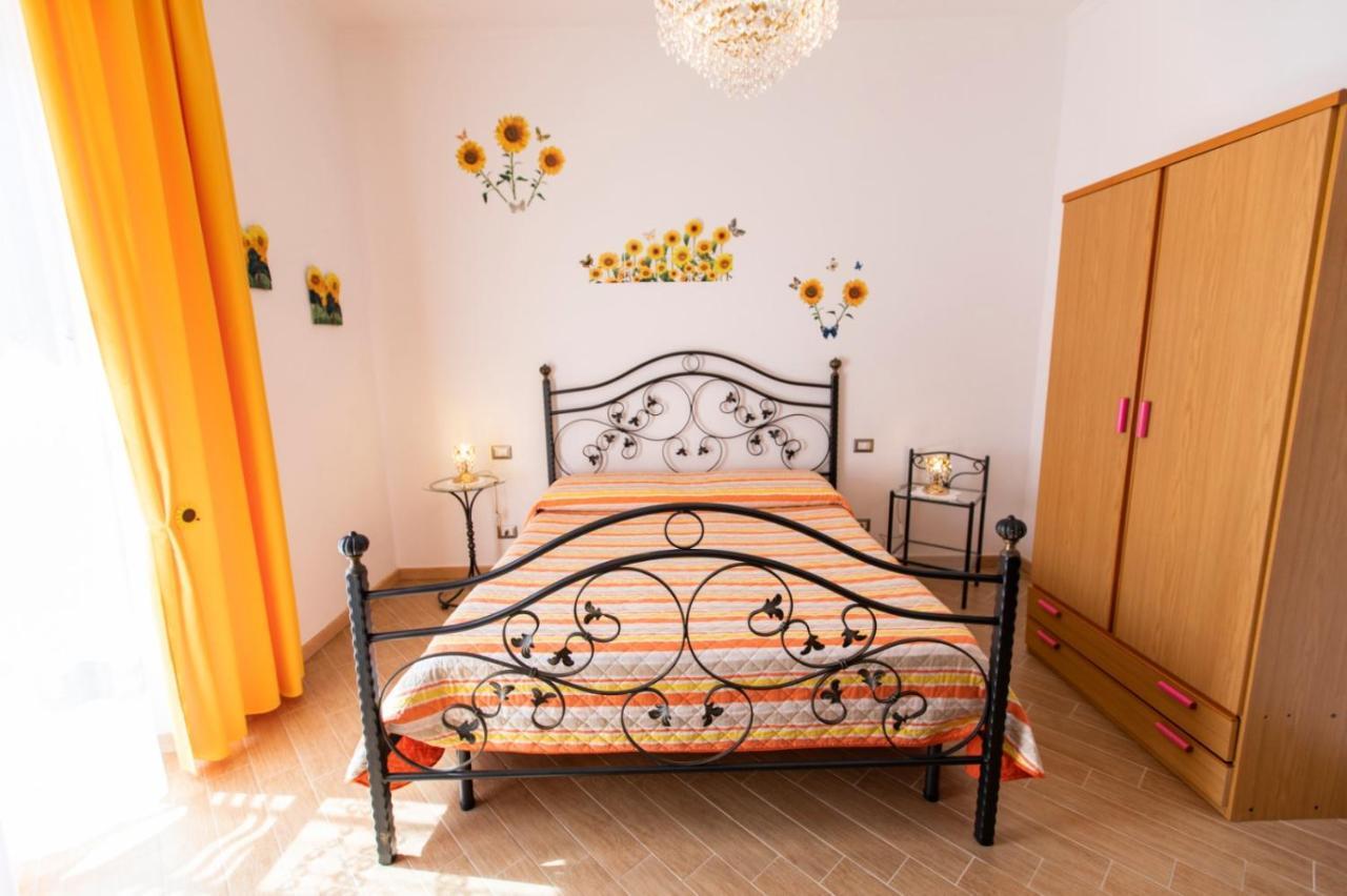 Sant'Anna Bed & Breakfast Аджерола Екстер'єр фото